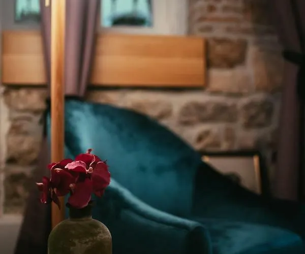 アパート Em Kastelo ザダル